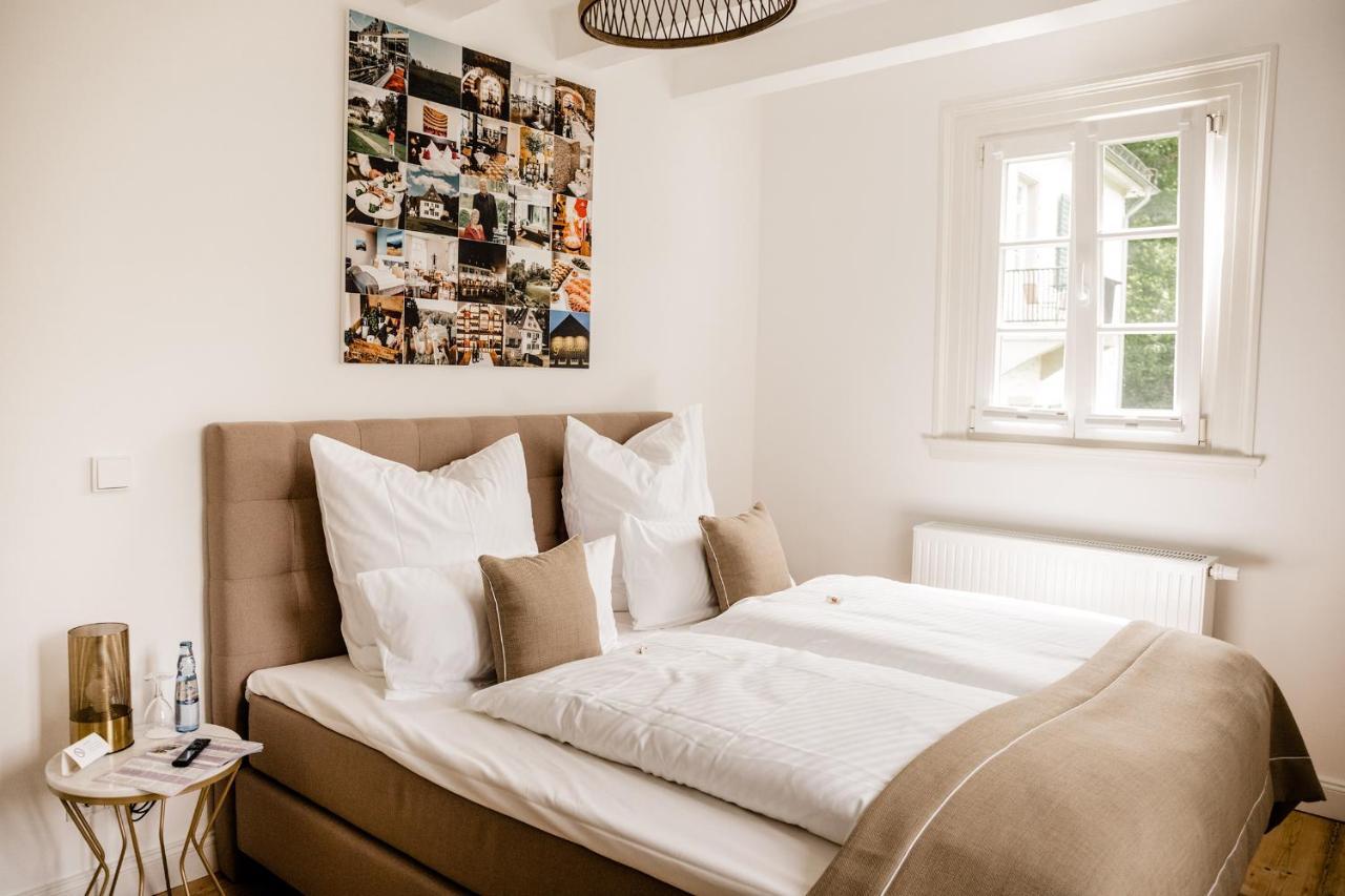 Hotel Gut Landscheid Burscheid Esterno foto