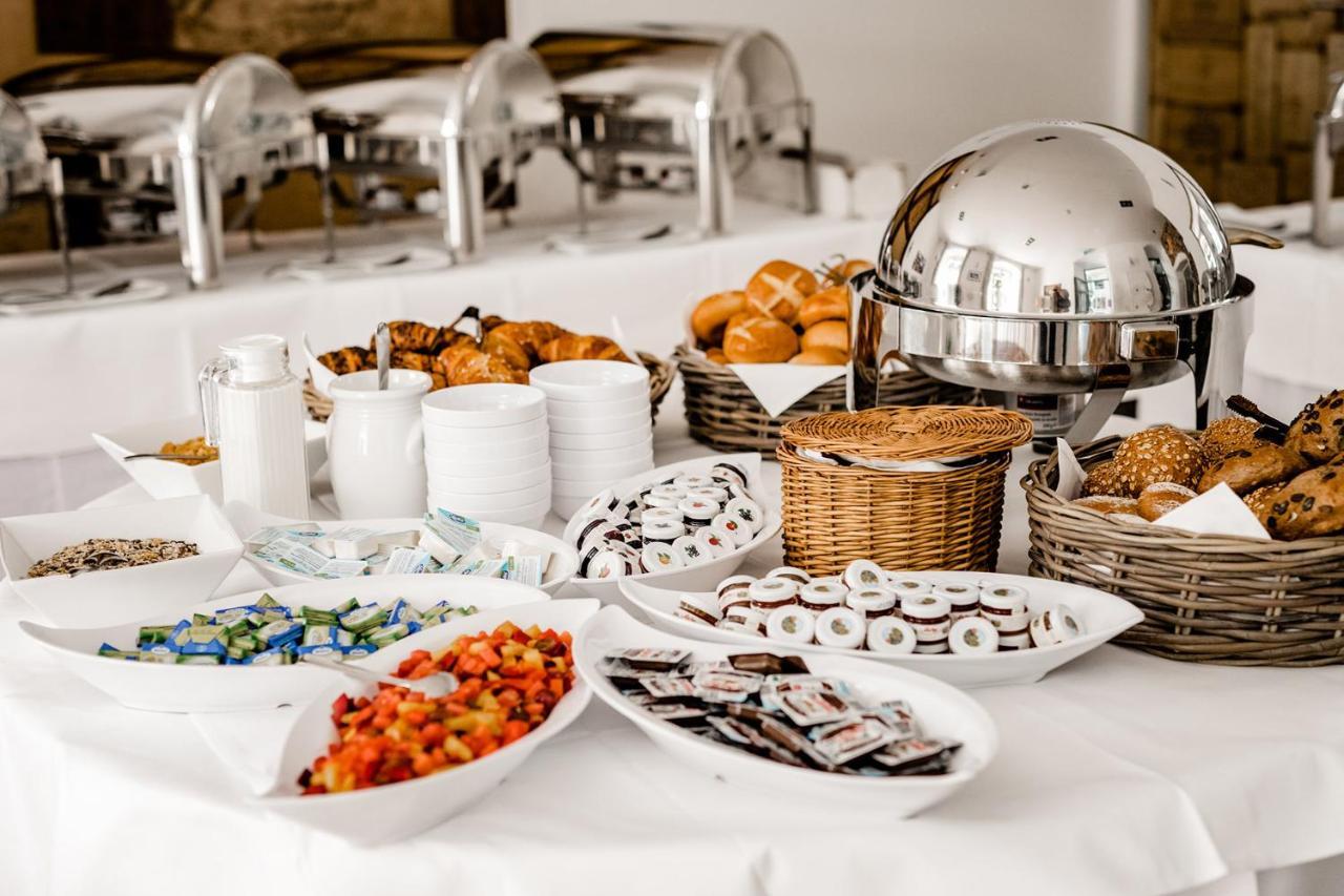 Hotel Gut Landscheid Burscheid Esterno foto