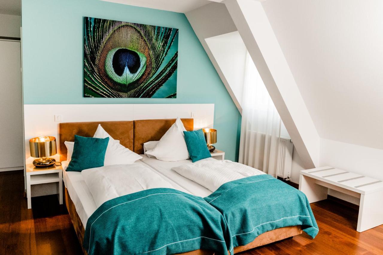 Hotel Gut Landscheid Burscheid Esterno foto
