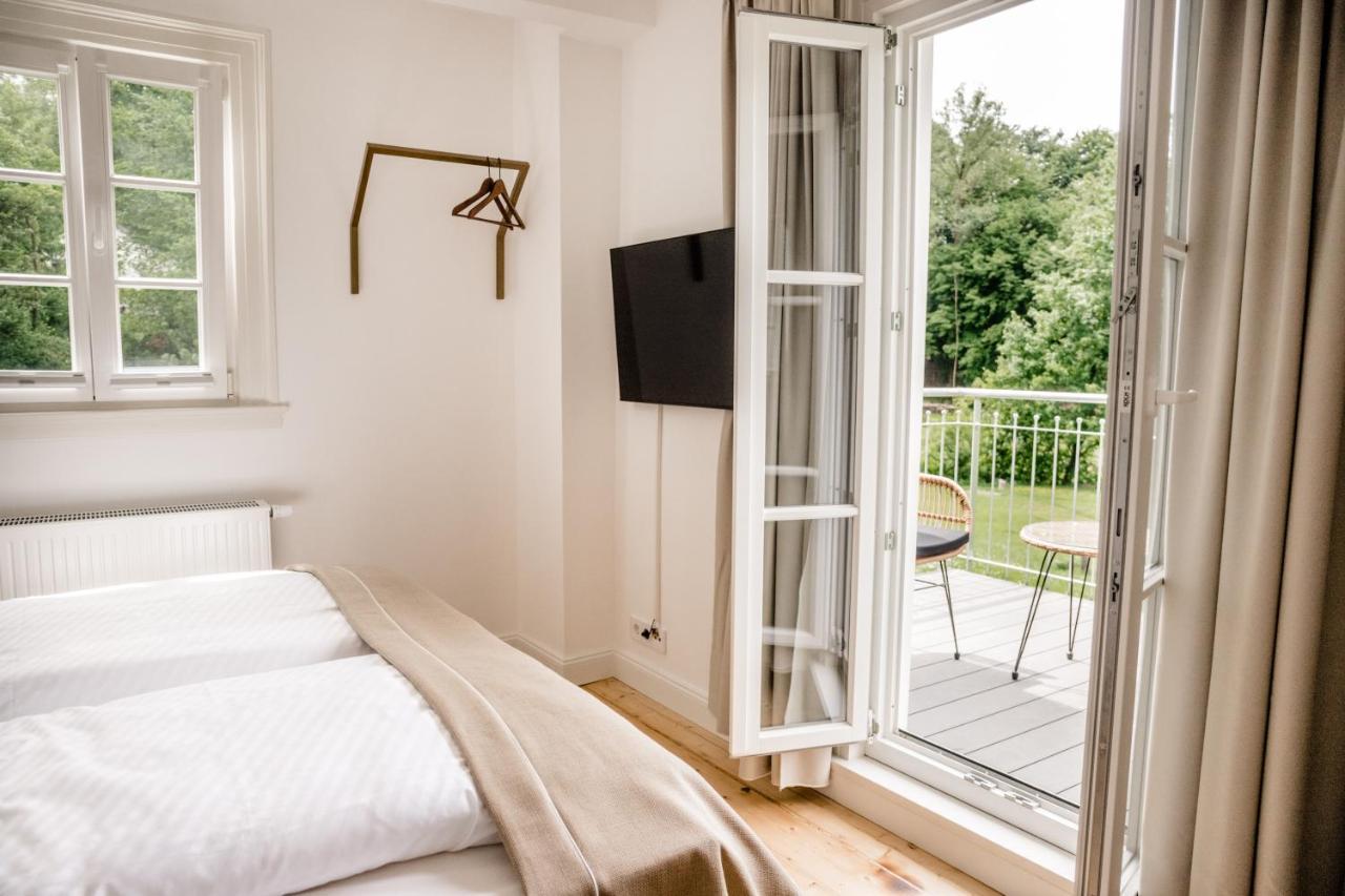 Hotel Gut Landscheid Burscheid Esterno foto